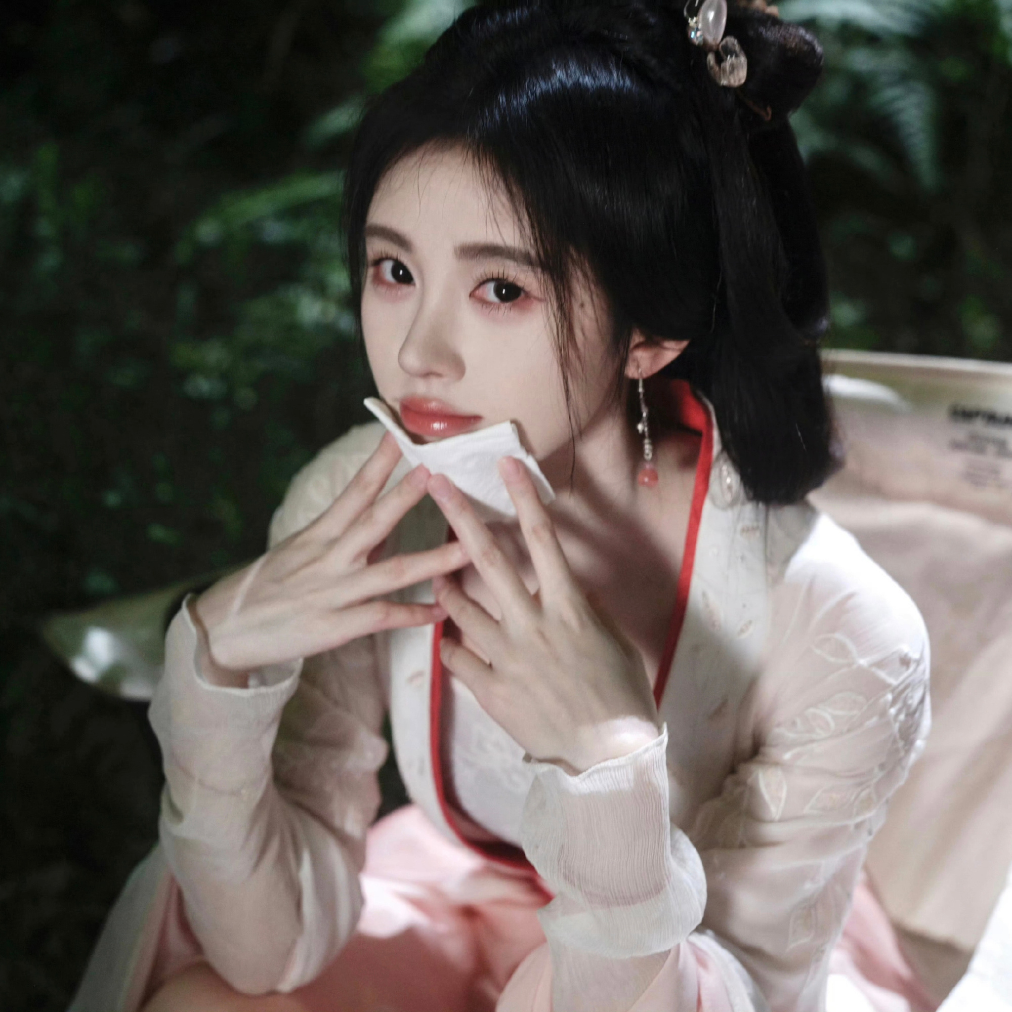 鞠婧祎 jjy鞠婧祎苏绿夏 平淡日子里泛着光📎Il y a de la lum