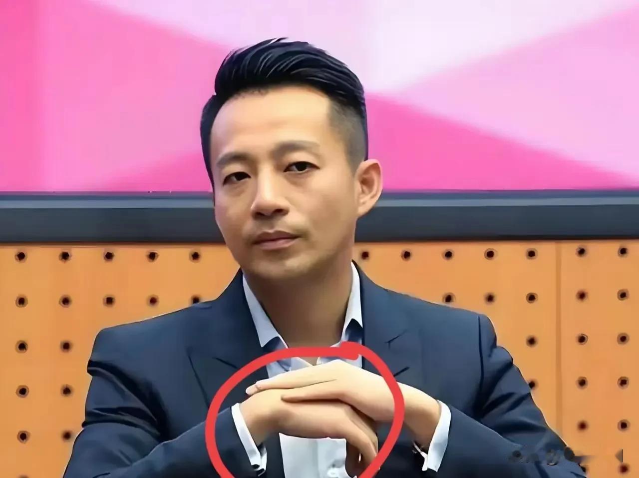 一觉醒来
​汪小菲终于也清醒过来了！
​​汪小菲发文不再沉默：今天不再沉默！我也
