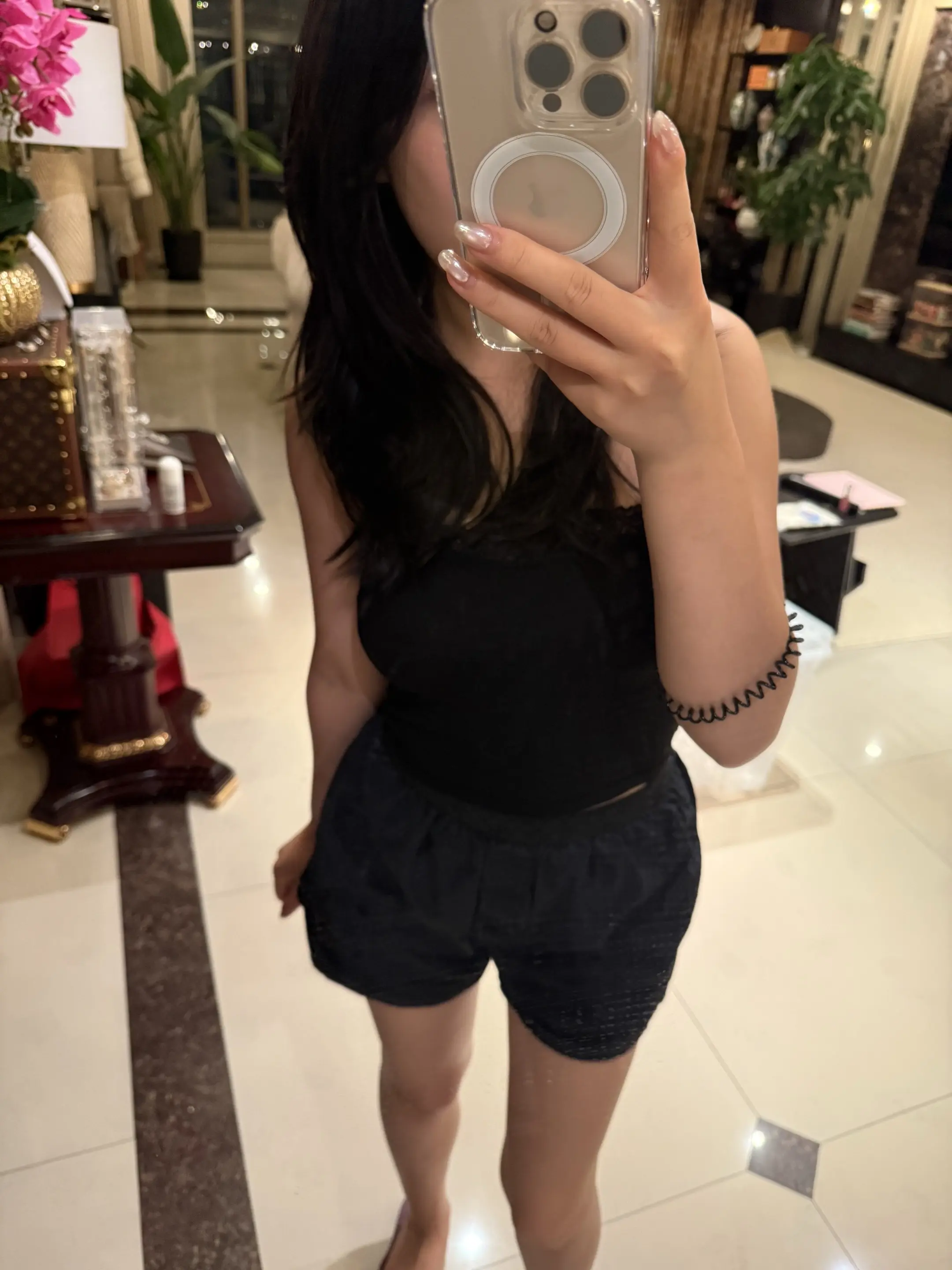 我的酒量大概是三瓶威士忌或你的名字