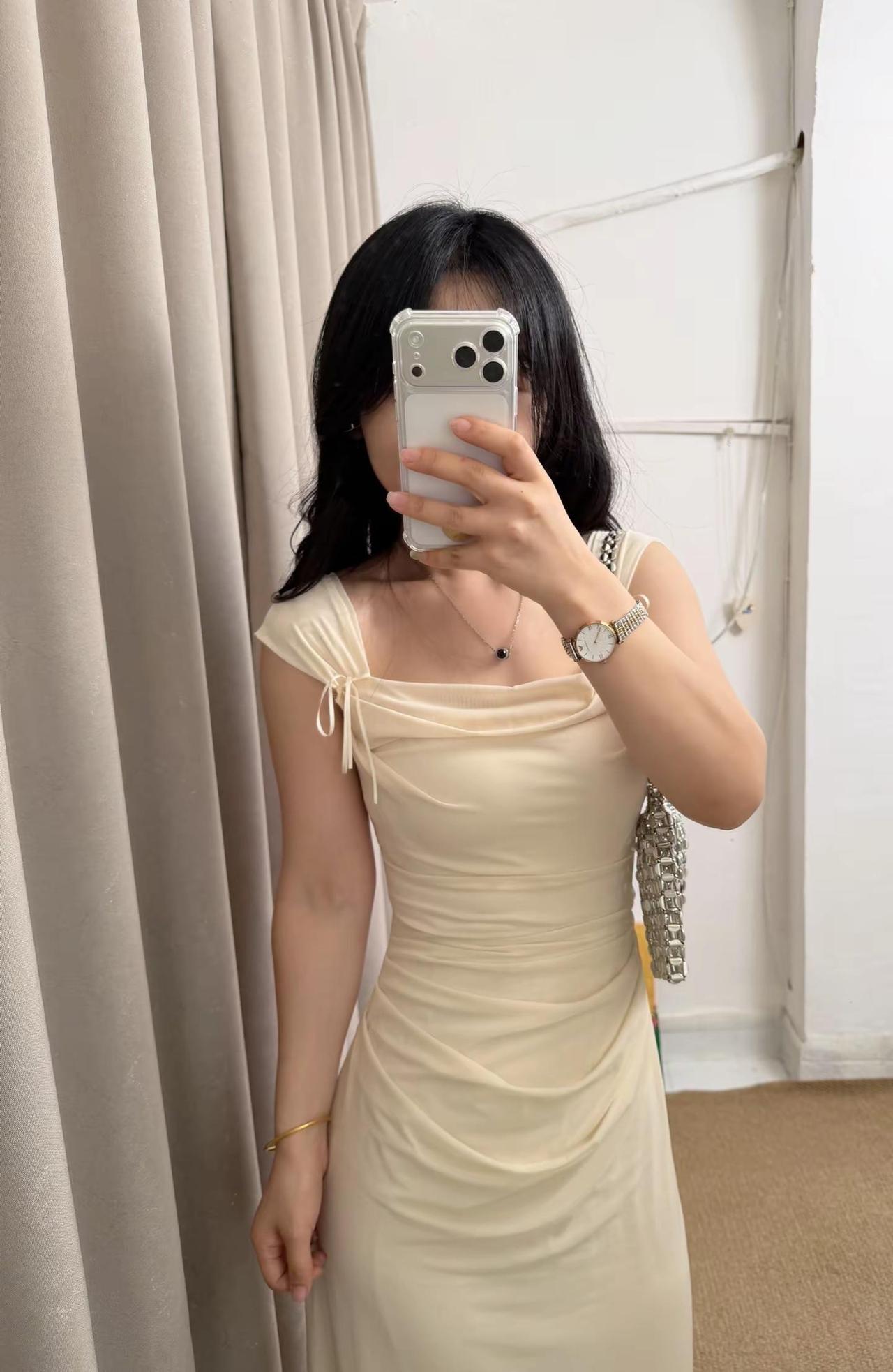 完全神来的~ 梨形身材试衣 裙子ootd 梨形穿搭是被我悟明白了 放弃幼态审美做