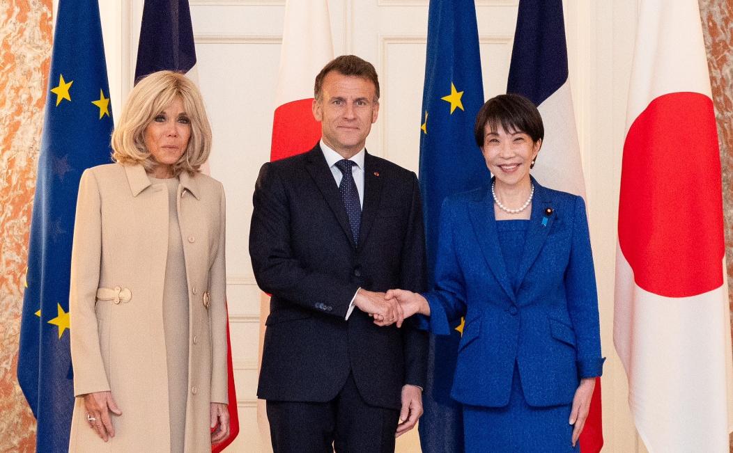 日本、法国联合喊话中国
当地时间4月1日，法国总统马克龙在日本和高市早苗在东京举