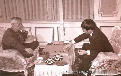 第一届应氏杯围棋赛半决赛，中国棋手聂卫平九段对阵日本超一流棋手藤泽秀行九段。结果
