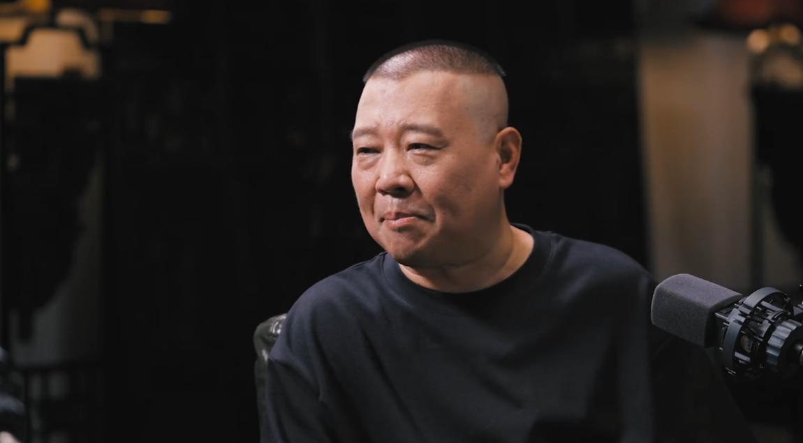 王伟忠全新视频播客亮相今日头条，首期郭德纲惊喜登场，这可是他首次做客视频播客，看