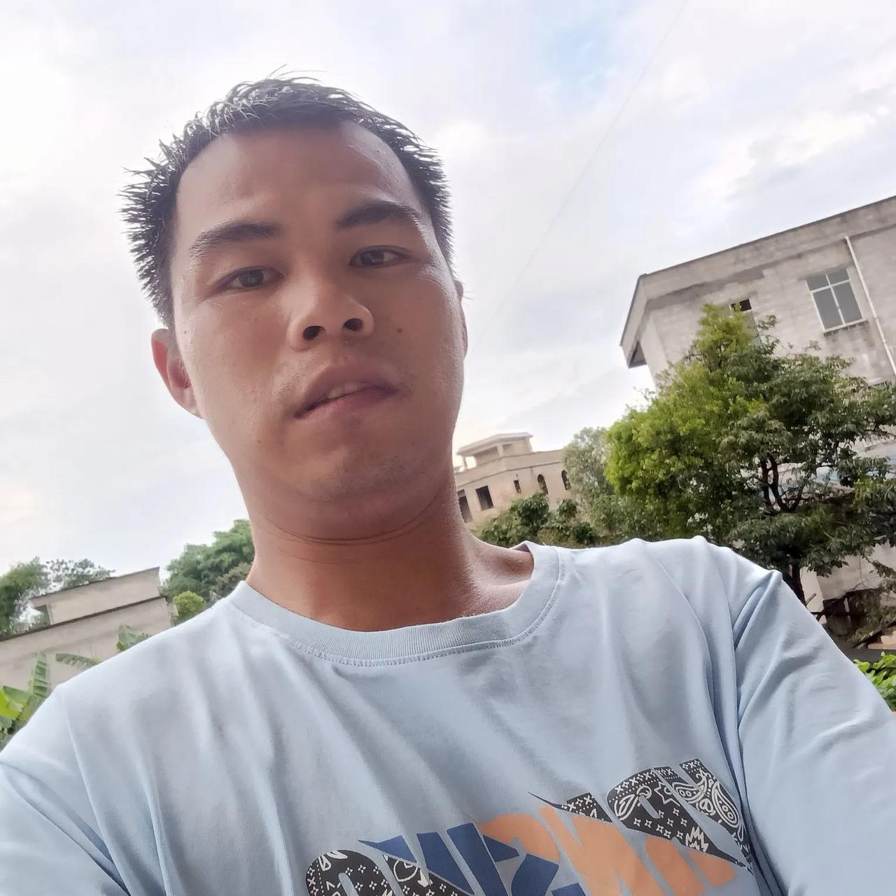 快来看看我新换的头像吧