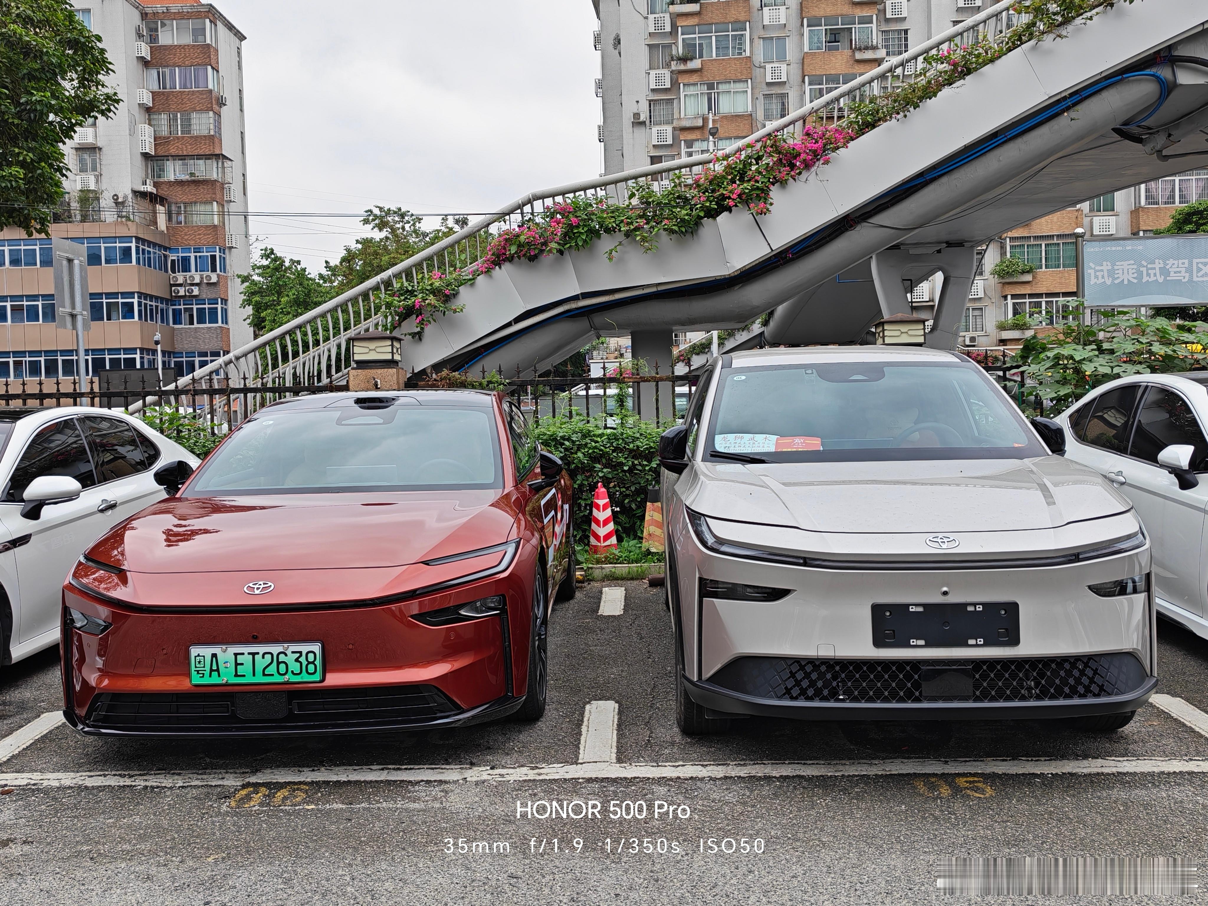 铂智7小蓝灯，看着真是帅呆了，据说改款铂智3X也要上小蓝灯了。 广州·广汽丰田第