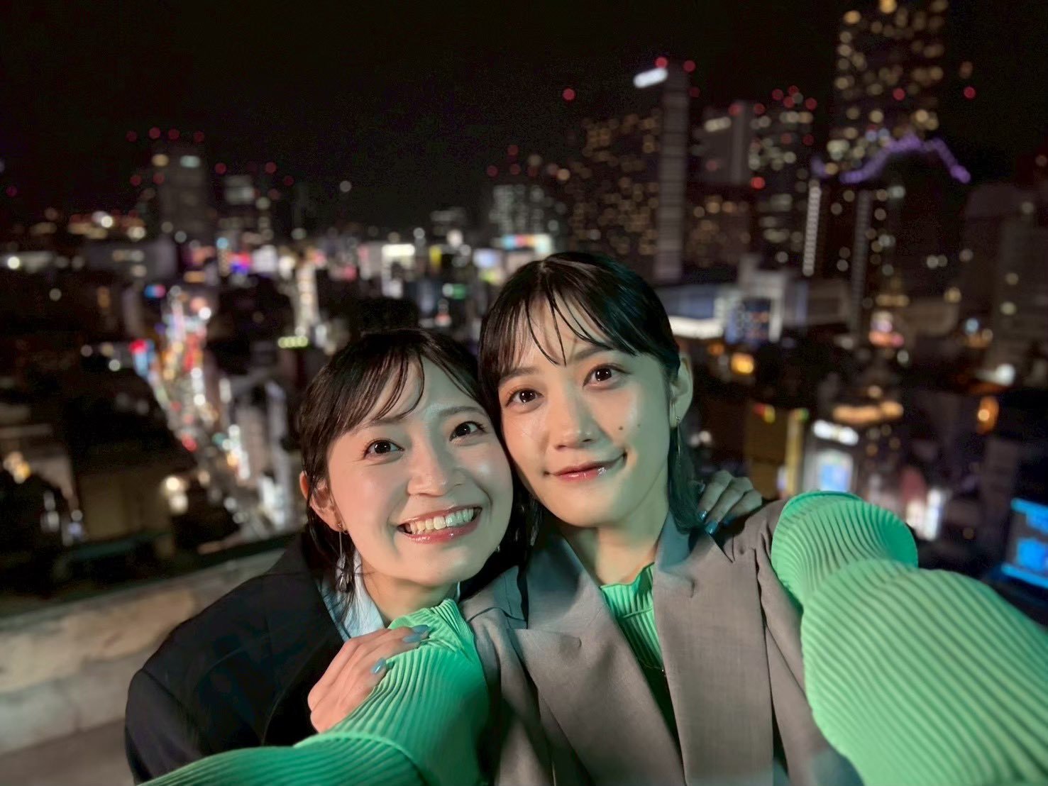 岩田阳葵小泉萌香