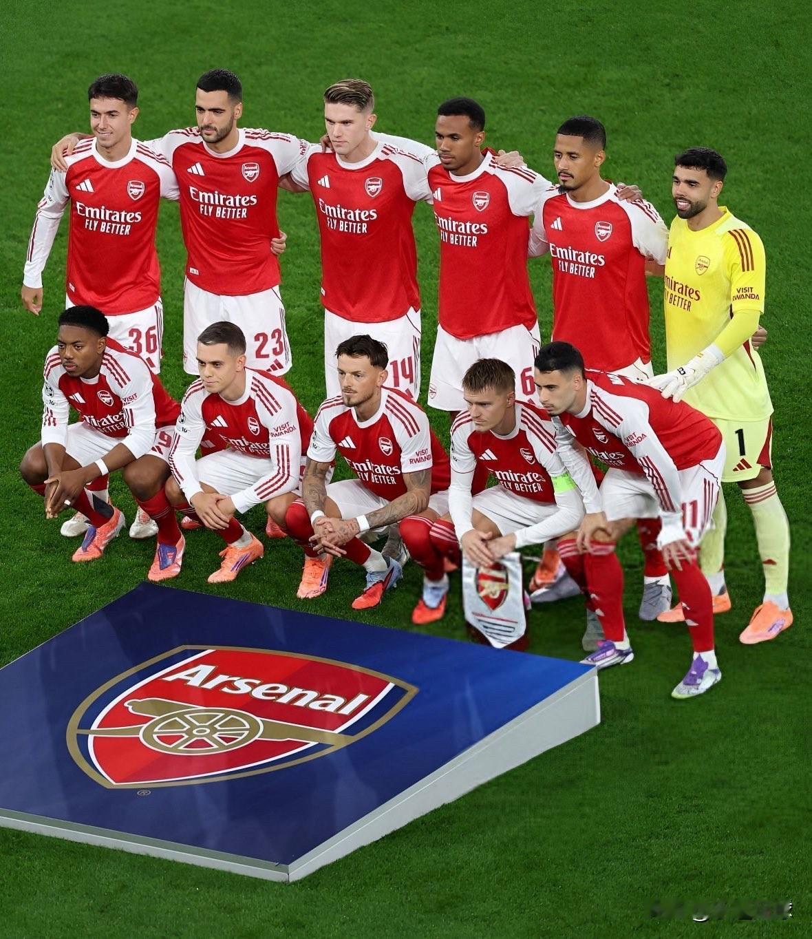 阿森纳是本赛季英超联赛中在对方禁区内触球次数最多的球队（320次），同时也是零封