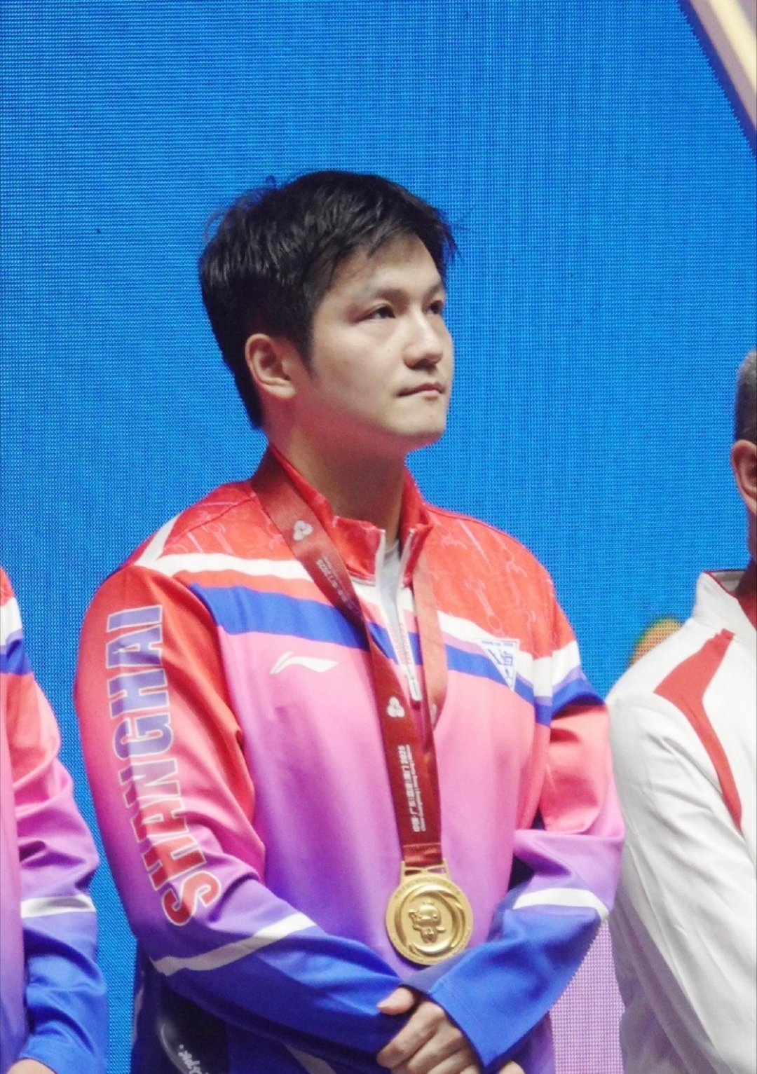 除了十战十胜，我更开心的是经过一年多的休整，东哥身体恢复得真好，他的膝盖、手腕都