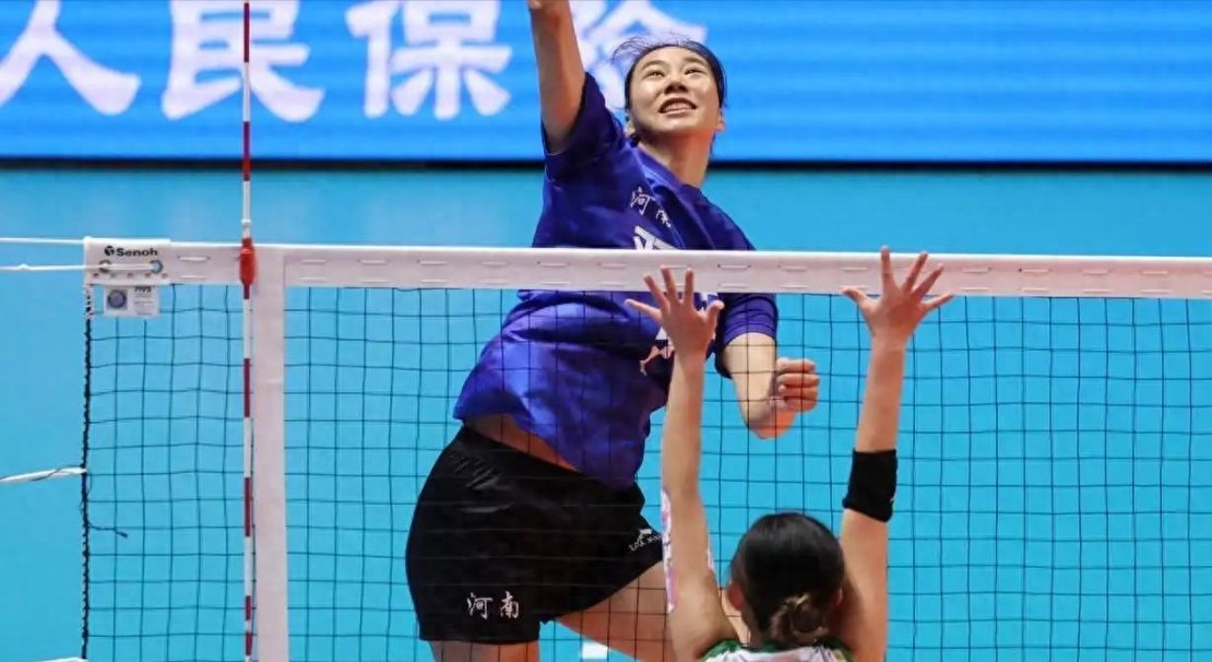 女排全运会小组赛第四轮比赛结束。随着小组赛赛程过半，保持全胜的A组江苏、河南，B