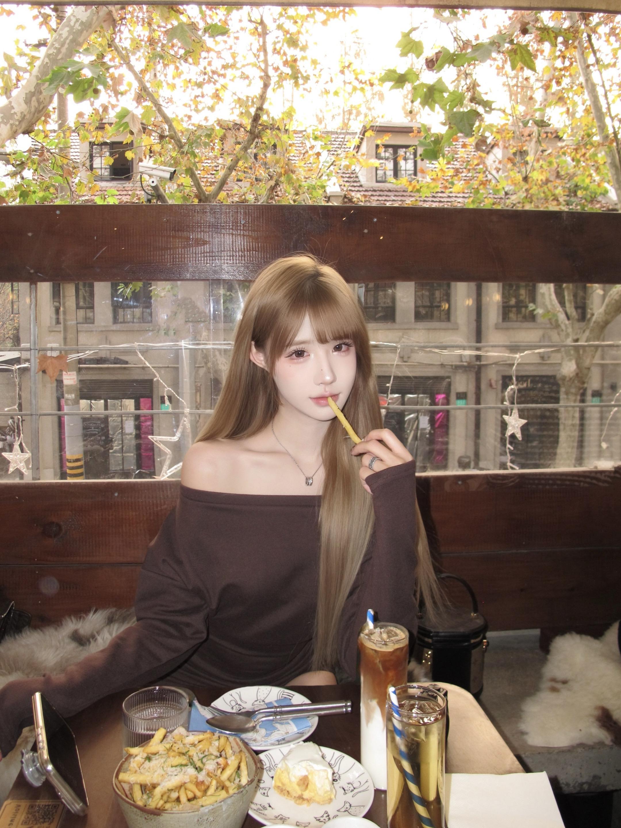 垂着头的小狗请跟上🤎。