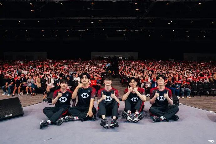 #英雄联盟##英雄联盟S14##Uzi宁王双排红温# T1总经理发文：非常感谢G