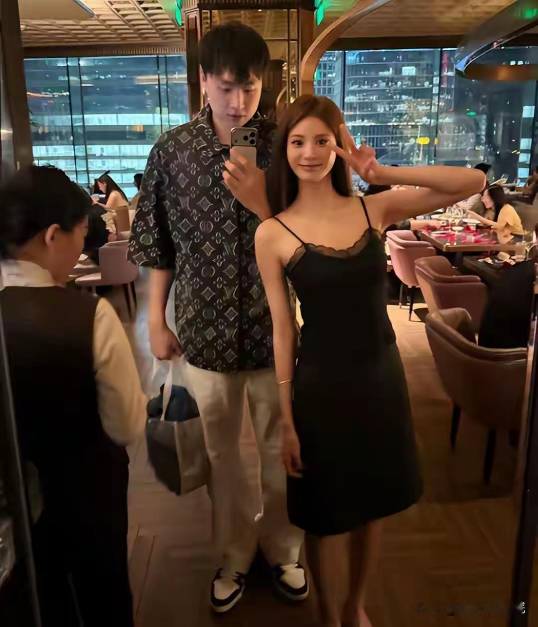 为什么CBA球员的女朋友都这么好看？

真是羡慕不过来啊！CBA休赛期，球员那是