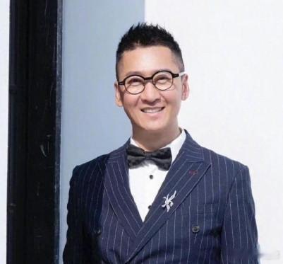 为何《还珠格格》拍了三部唯独周杰没换？本以为是演技过人，真相曝光才知琼瑶用心良苦