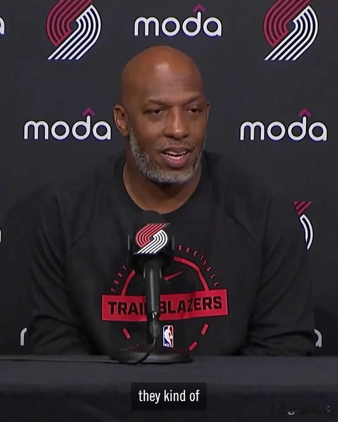 10月23日，波特兰开拓者主帅比卢普斯因涉嫌非法赌博，于当地时间周四凌晨被联邦调