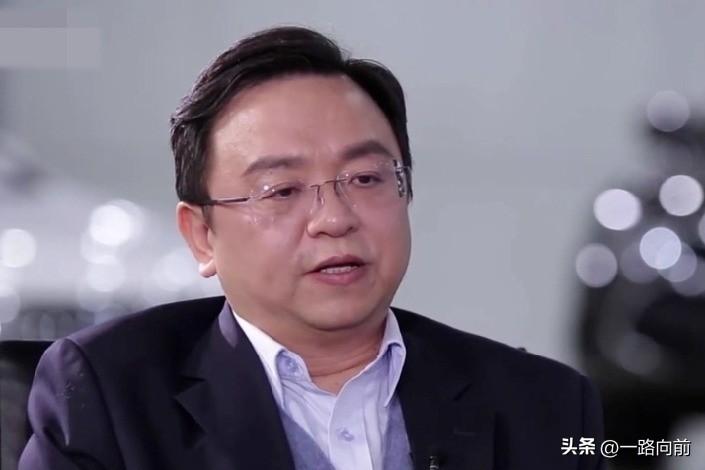 王传福称，国内发动机技术落后国外数十年，德系车企将热效率做到40%时，国产机型连