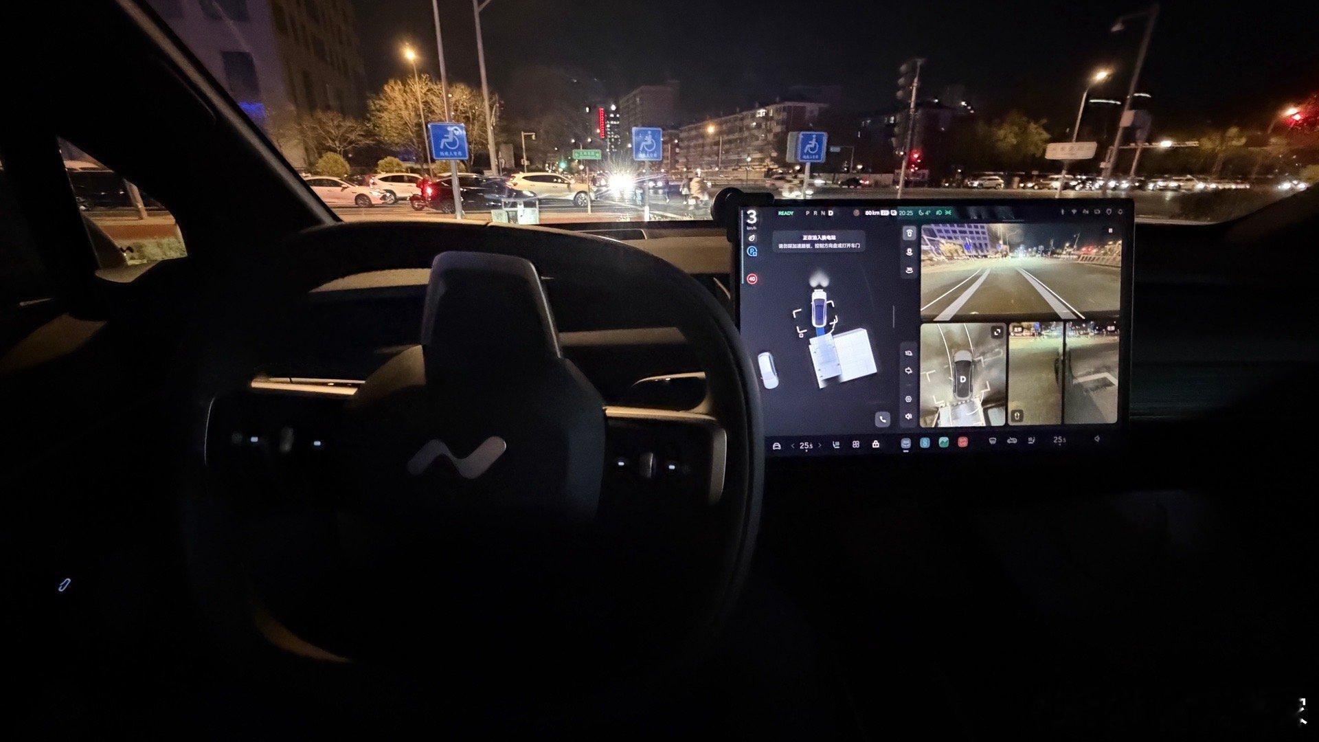 诶～不是～我知道蔚来的换电快，竟有这么快吗！到水立方的蔚来换电站，给我的乐道换块