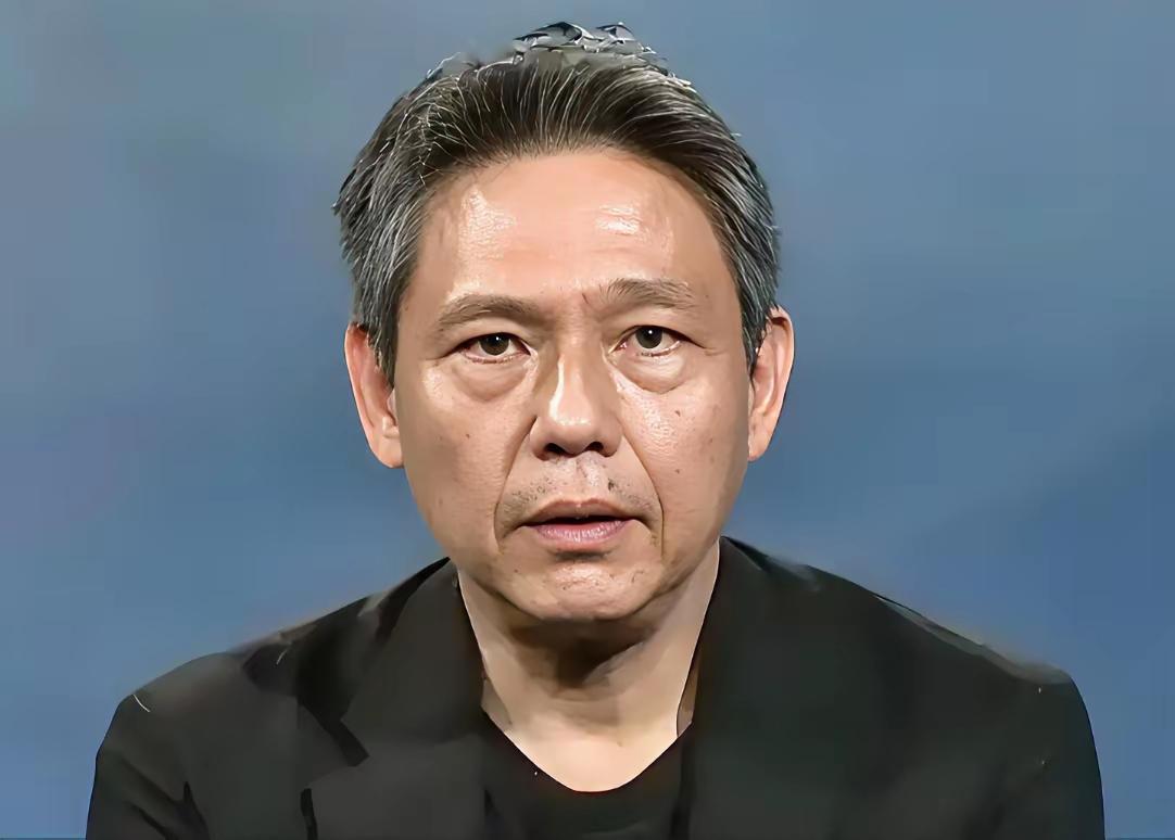 台湾媒体人谢寒冰说：“我觉得郑丽文本来就在讲一个“事实”而己，如果台湾没有宣布台