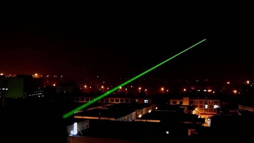 啥事都赖中国，就说此事件发生在静冈县，这是日本的本土核心区域，远离任何争议边界。