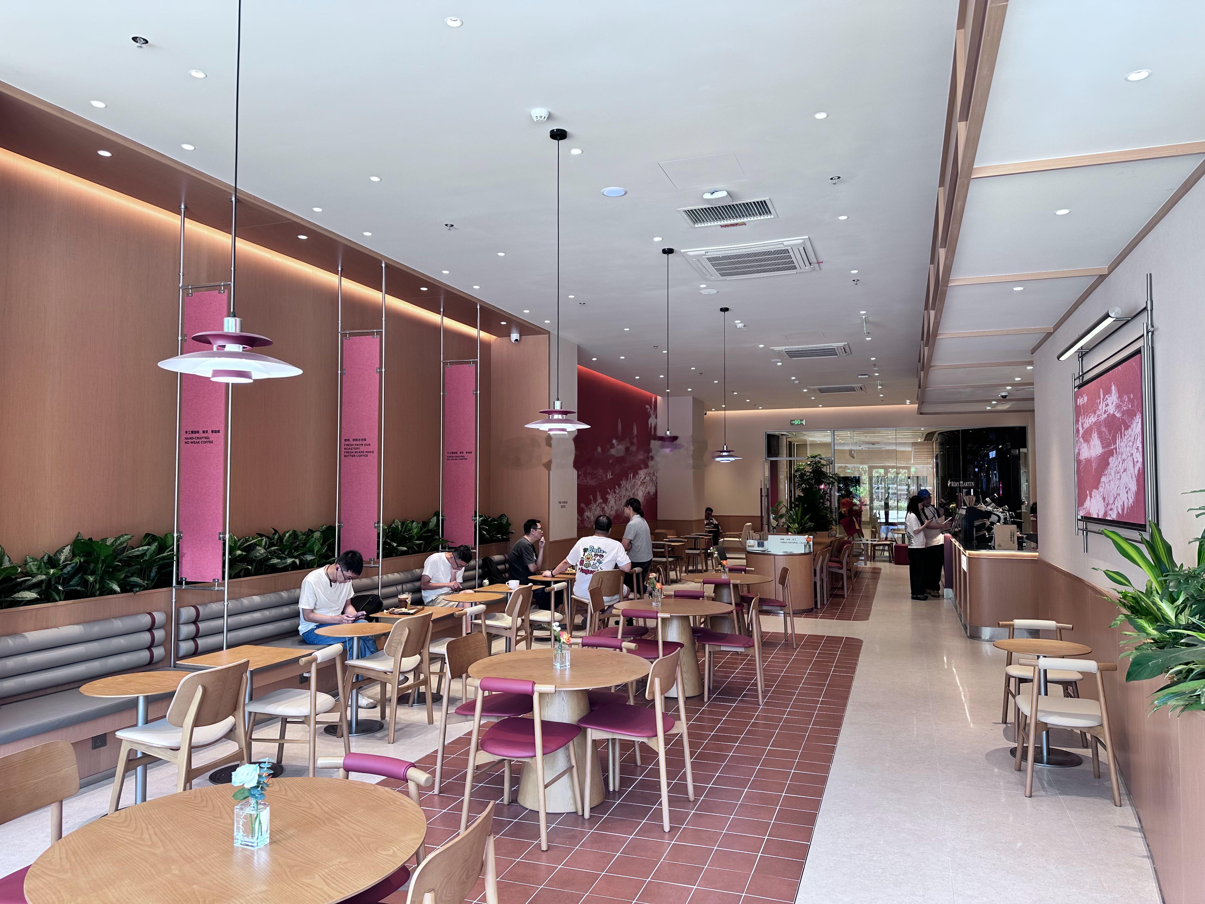 厦门商业 城中第4家Peet's Coffee皮爷咖啡今日起于宝龙一城LG迎客 