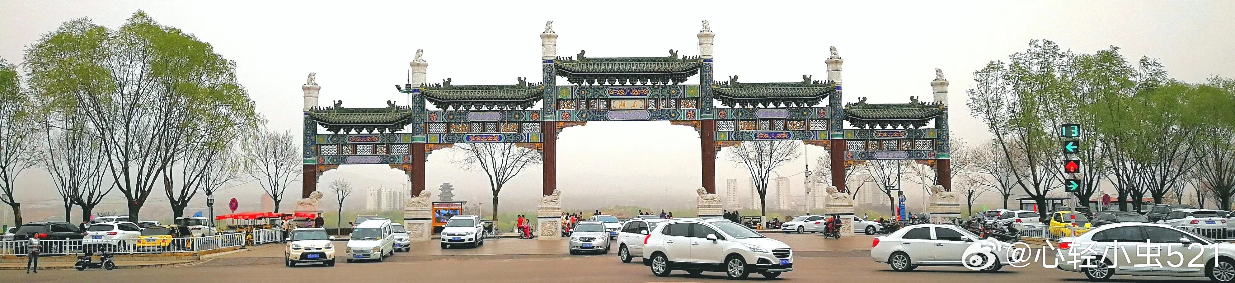 孤独是灵魂的留白，让你听见自己的声音。当世界安静时，你才真正与自己相遇。 （山西