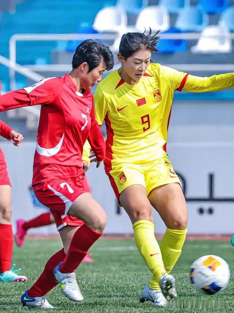 U20女足亚洲杯小组赛首轮战报，小组积分排名:
A组
韩国1-2澳大利亚
乌兹别