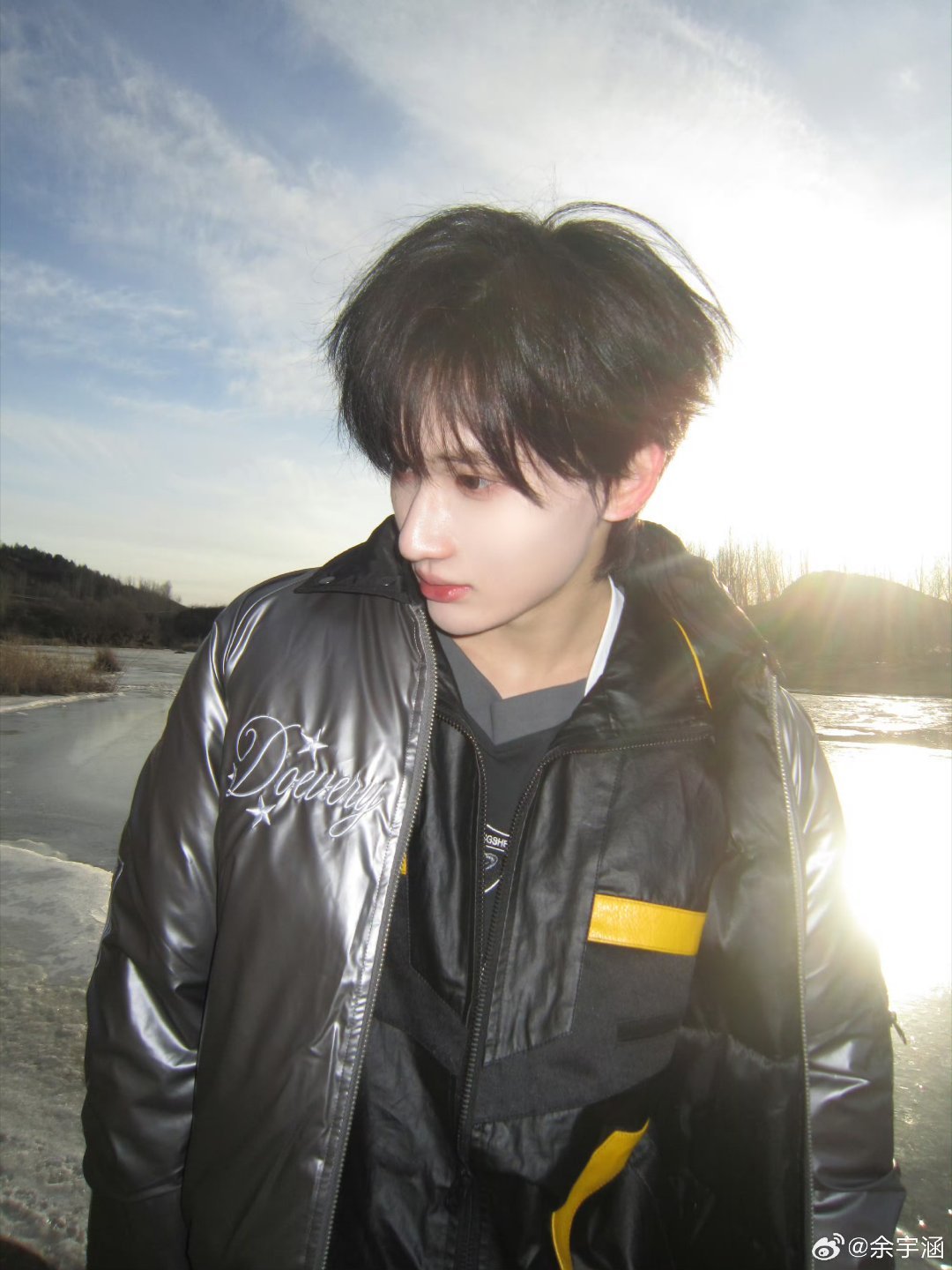 余宇涵公司年会中了一等奖 谁还没被余宇涵的好运甜到！在我们的爸爸 连麦直播里被问