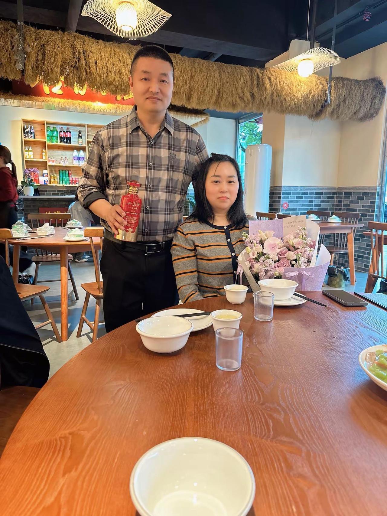 亲爱的妹妹，生辰快乐！🎂在这个年纪，依然能把生活过成诗，把岁月走成霜。你身上那