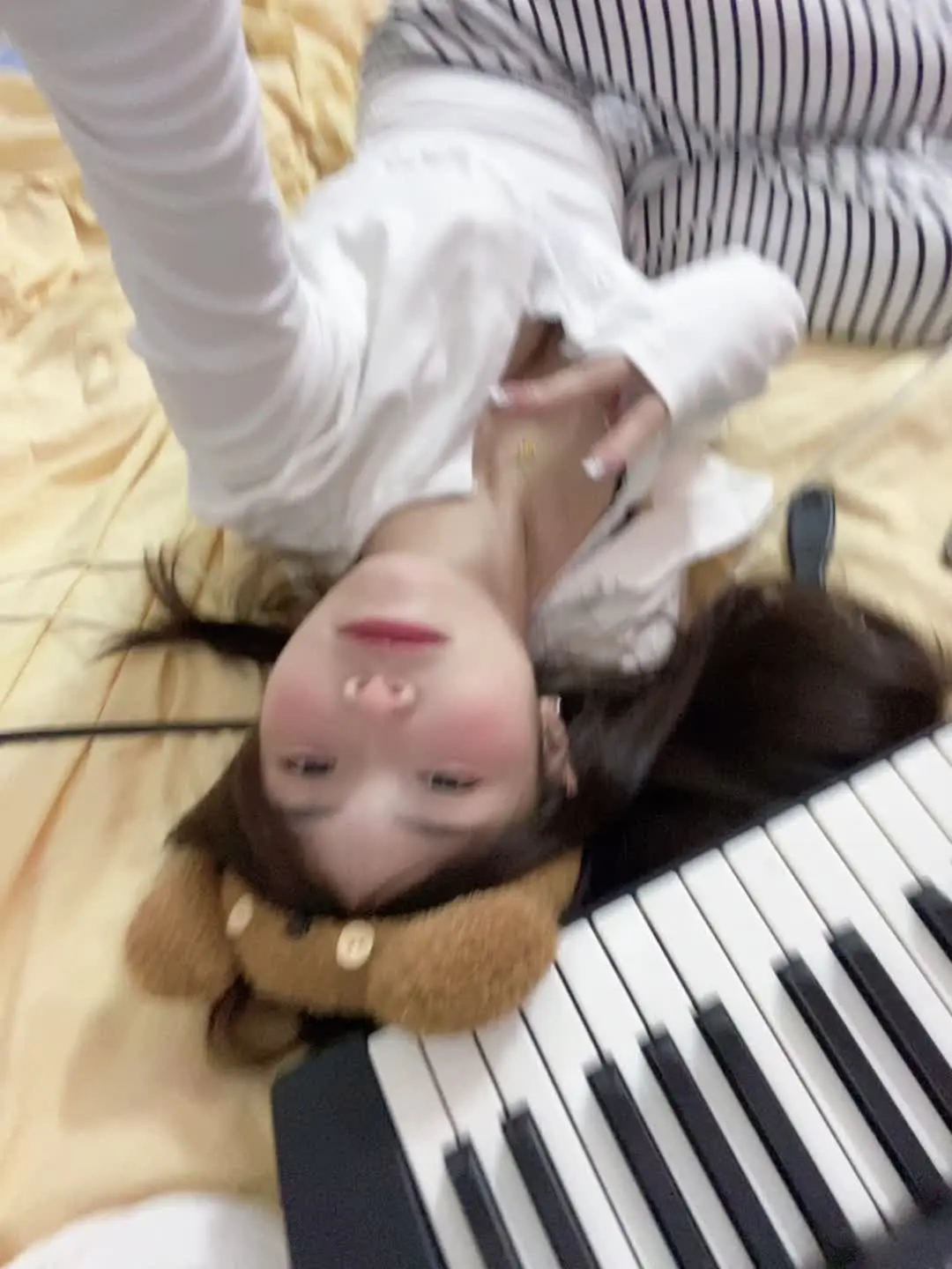 无论你转身多少次，你的屁股永远在你后面