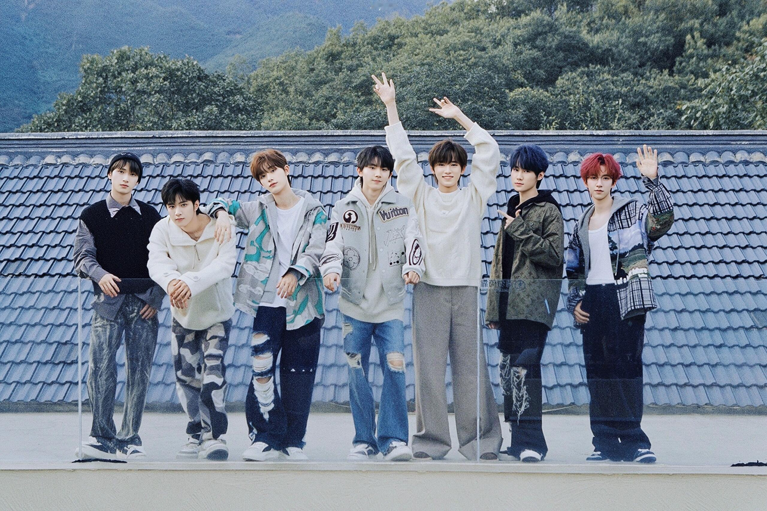 #时代少年团台历#一些回忆恨恨涌上心头[苦涩]感觉2024年和2023年的台历才