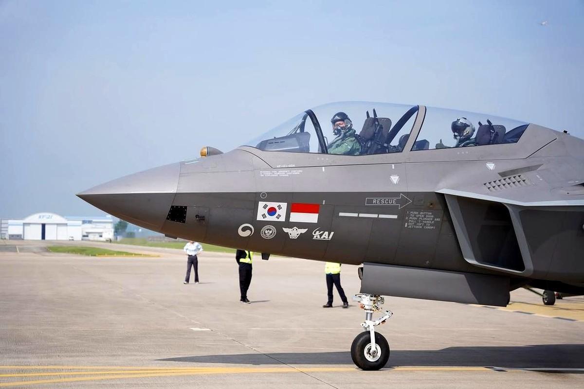 印尼空军买战斗机真是好眼光！先拒了歼-10CE，再签了土耳其“可汗”战斗机，又试