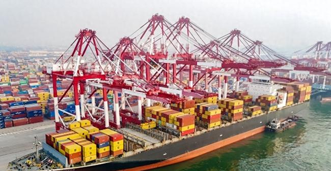 大跌16.9%，美国“减购”反成神助攻，中国外贸狂飙18.3%，彻底告别看脸色时