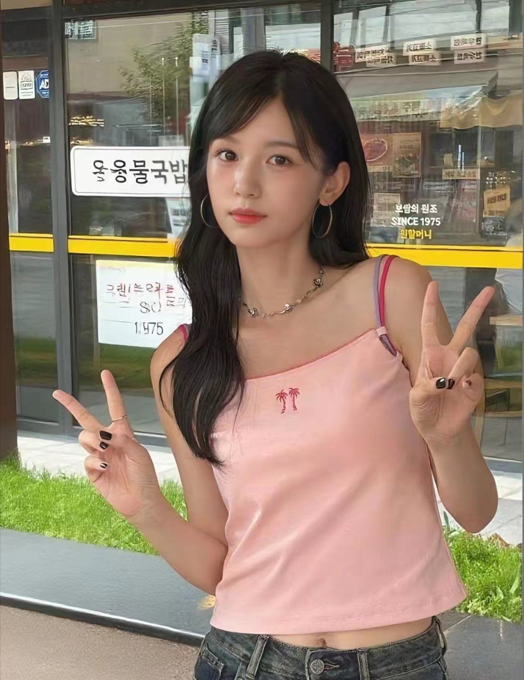 这么锤的恋情视频没得洗了，演员谈恋爱不是很正常吗更何况是周也这么漂亮的。 