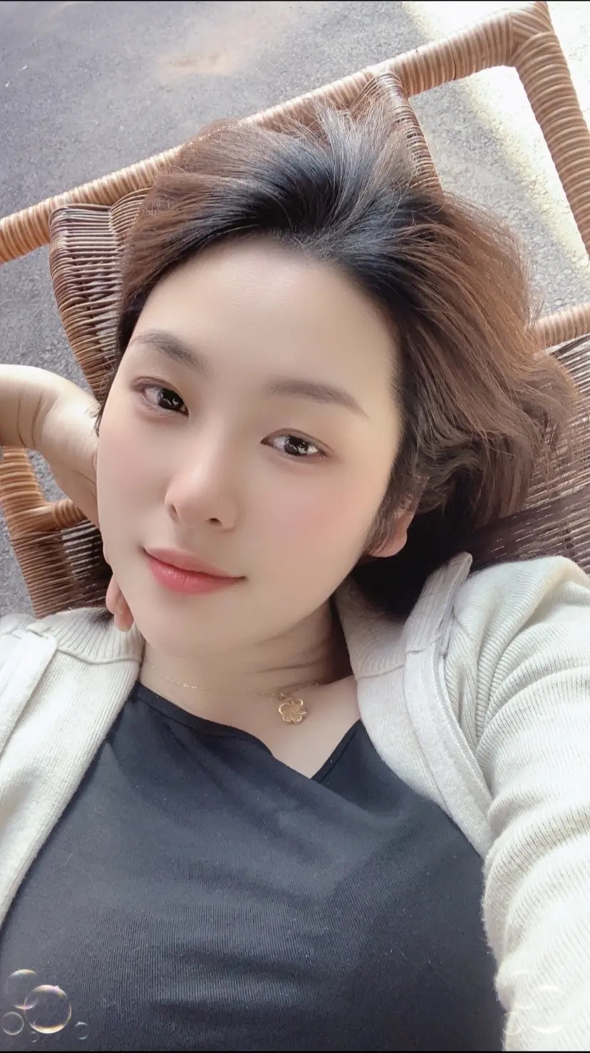 该你养精蓄锐时，不要着急出人头地，该你刻苦努力时，也别企图一鸣惊人，该...
