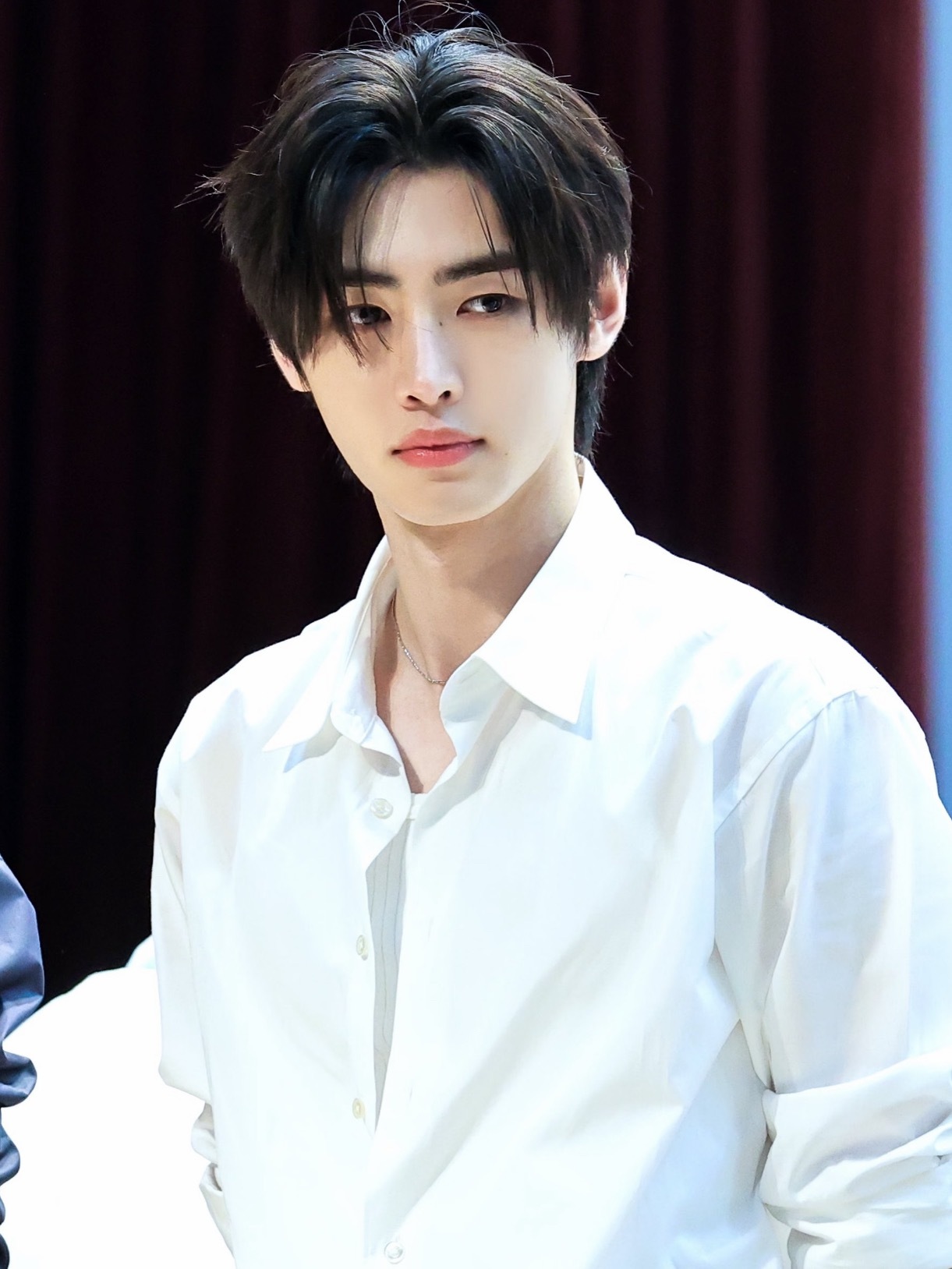 宋亚轩粉丝登陆了朴成训开始交流中 发生了什么？ 