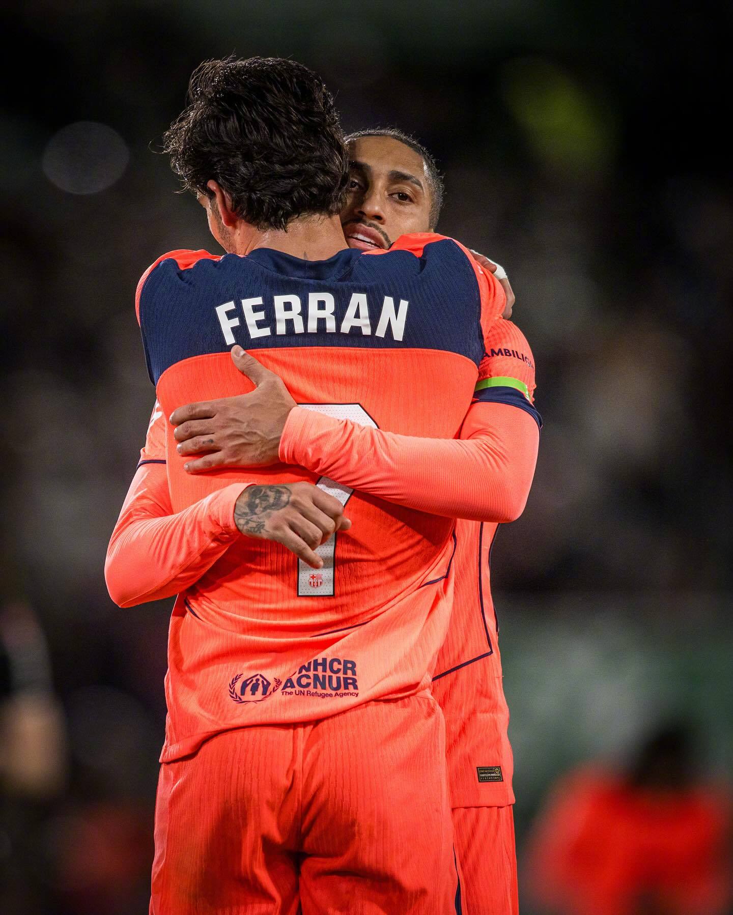 埃尔切1比3巴萨 ⚽反超比分的费兰·托雷斯更新社媒⬇️💬“多棒的一天！🤪结局