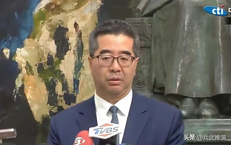 萧旭岑：我不清楚金溥聪的角色

萧旭岑直接否认自己有违规行为，还说有人故意在这个