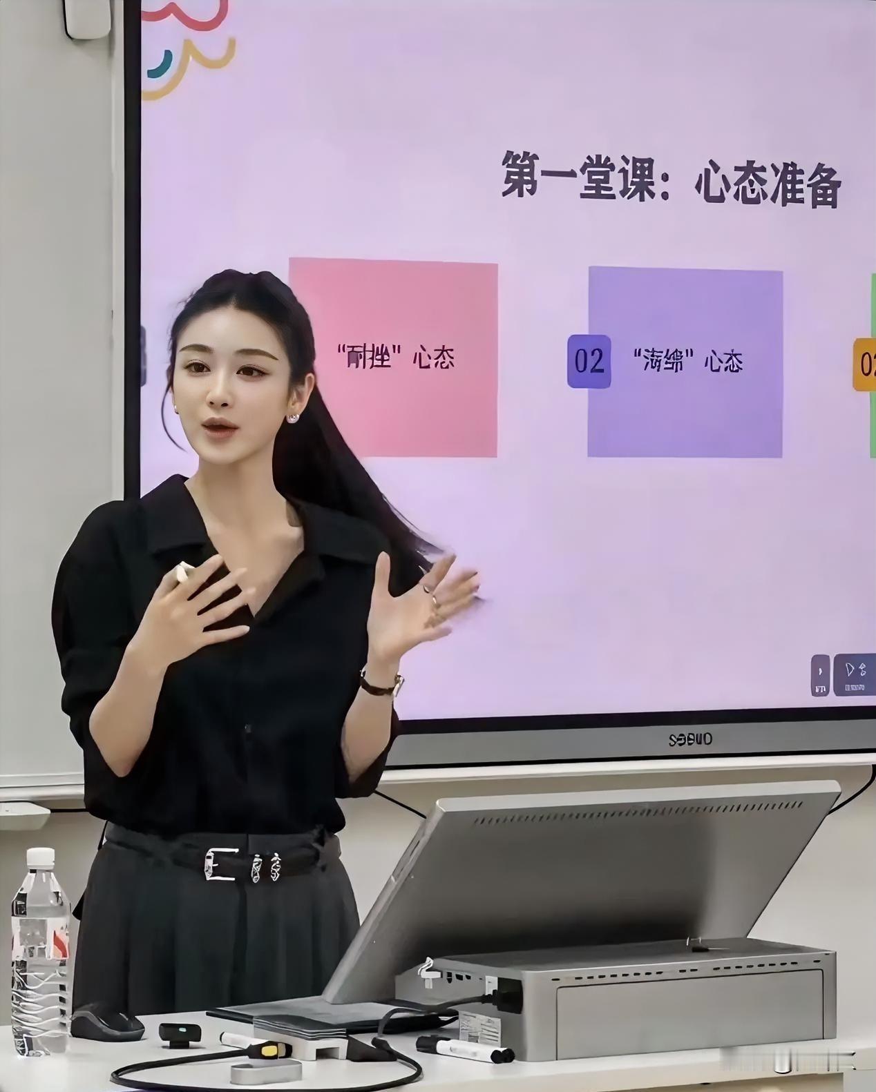 人各有各，不过尔尔，
好与不好都是生活，尽力就好，
允许所有的事与愿违。
人这一