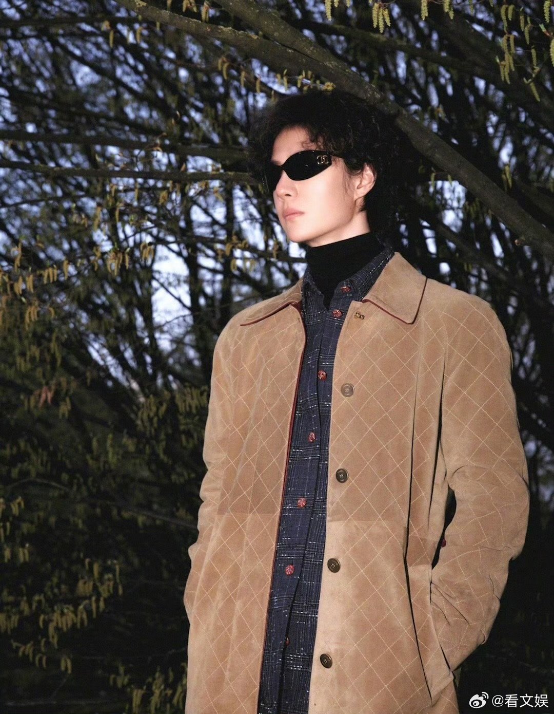 王一博就这样无所畏惧的怼脸王一博气质这个东西真的是没法说王一博气质这个东西真的是