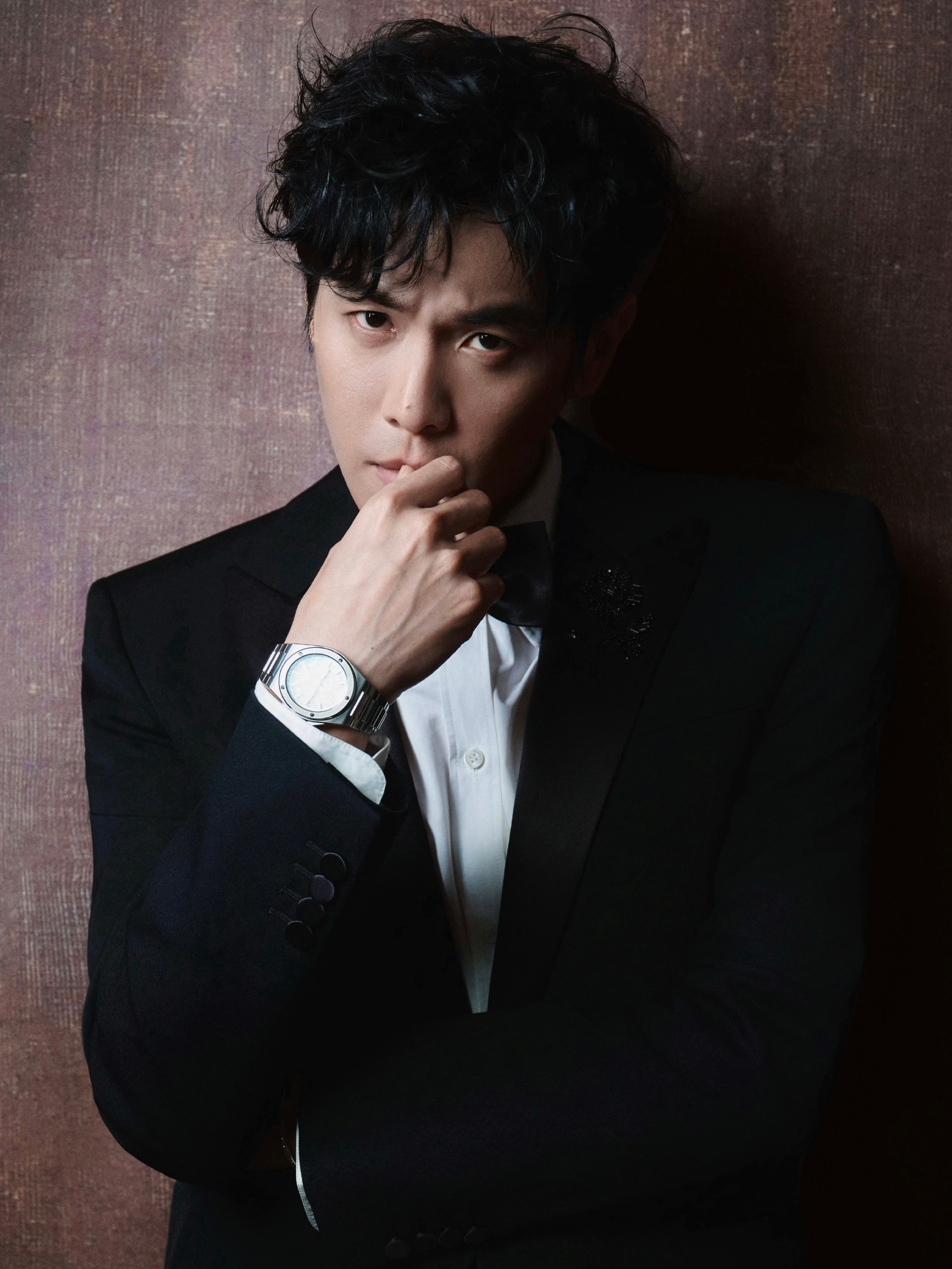 正午阳光出品《重庆号》导演：孔笙主演：张若昀、胡先煦、蒋欣李现好歹也是大爆生，当