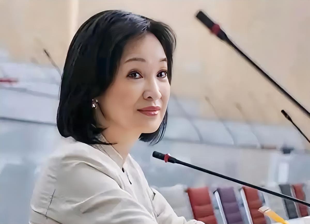 柯志恩6月13日表示，“我们的立场一贯且清楚‘中华XX’就是‘主权独立国家’，且