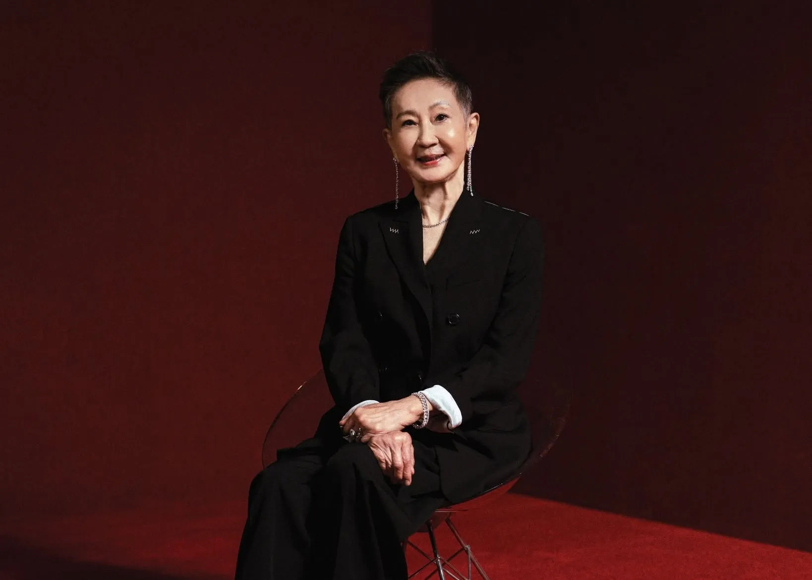 施南生去世后，徐克说施南生的精神永远和我们在一起。徐克表示施南生希望大家对她的难