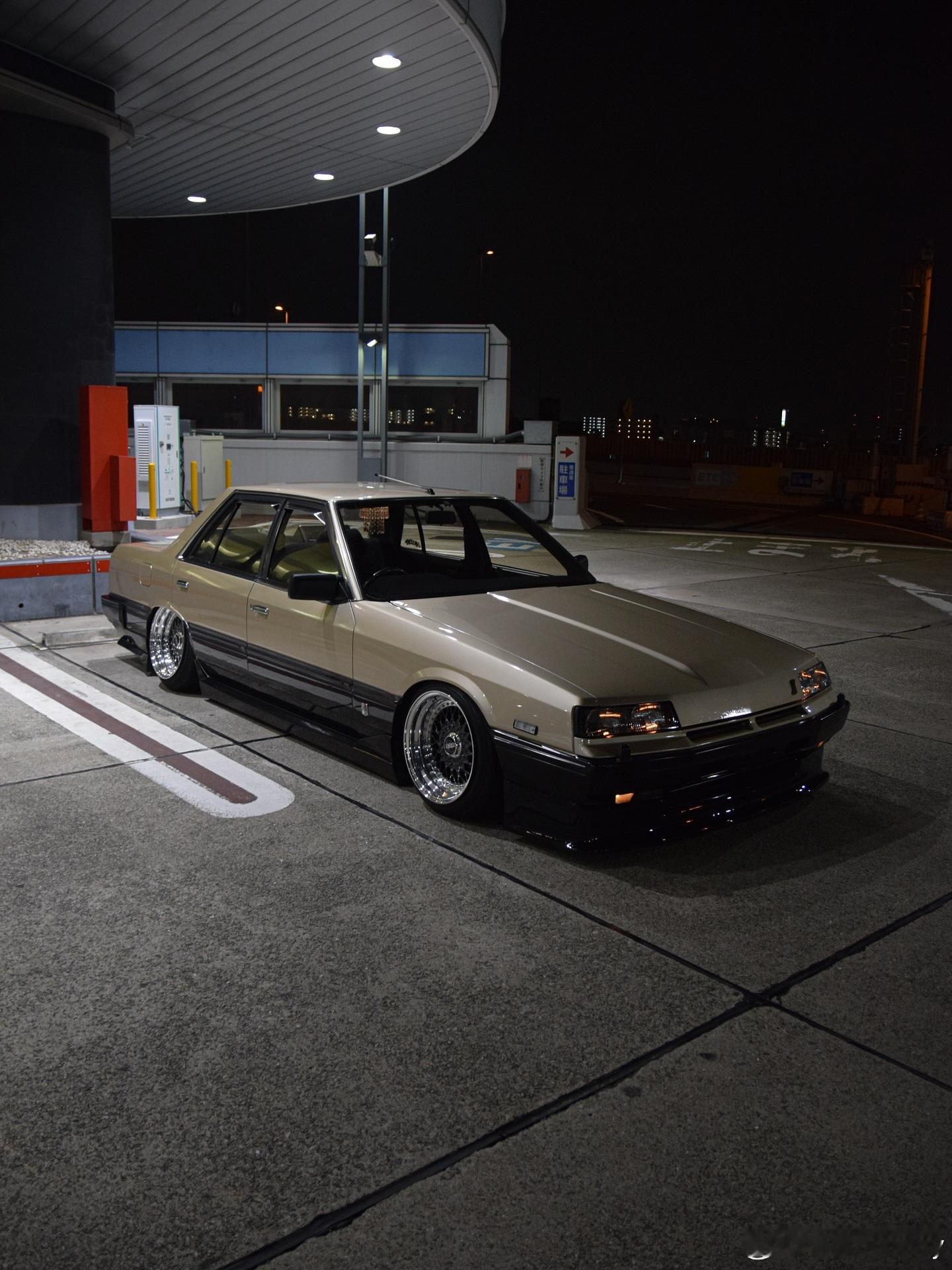 古典美日产Skyline改装车[超话] ​​​