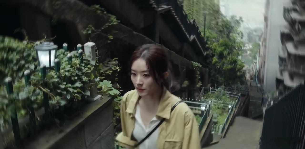 医生说：一般情况贾小朵和徐天是不能见面的，贾小朵会一直在自己的世界寻找徐天，却永