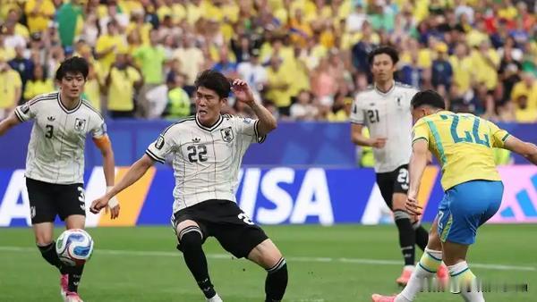 北京时间6月30日，世界杯1/16决赛展开三场较量，多支传统强队爆冷出局。巴西2