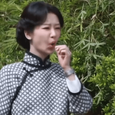 杨紫私下的表情这么放飞自我的吗？ 