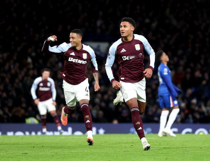 势不可挡

维拉逆转切尔西，各项赛事豪取11连胜，其中英超8连胜：

2-0 特