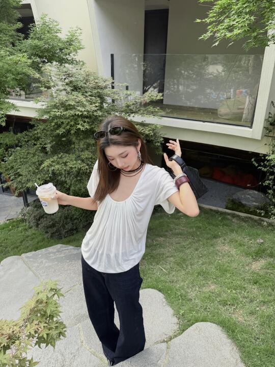 ootd｜五一假期·庭院小憩·问了好久的美甲💅