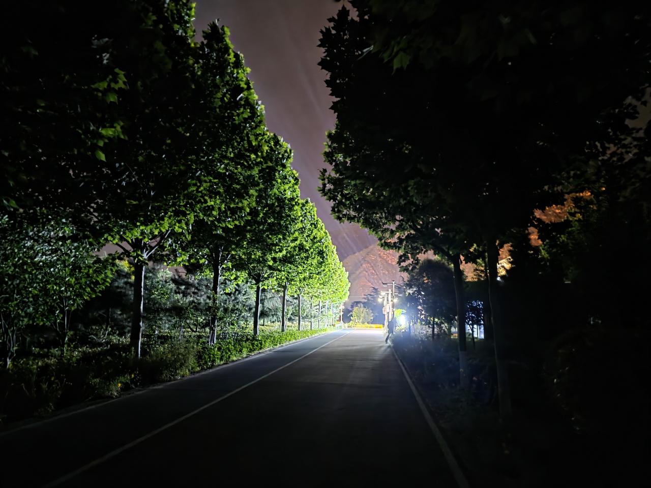 盘点中国最变态的十位皇帝，个个残暴程度令人咋舌。
南朝宋前废帝刘子业是变态天花板