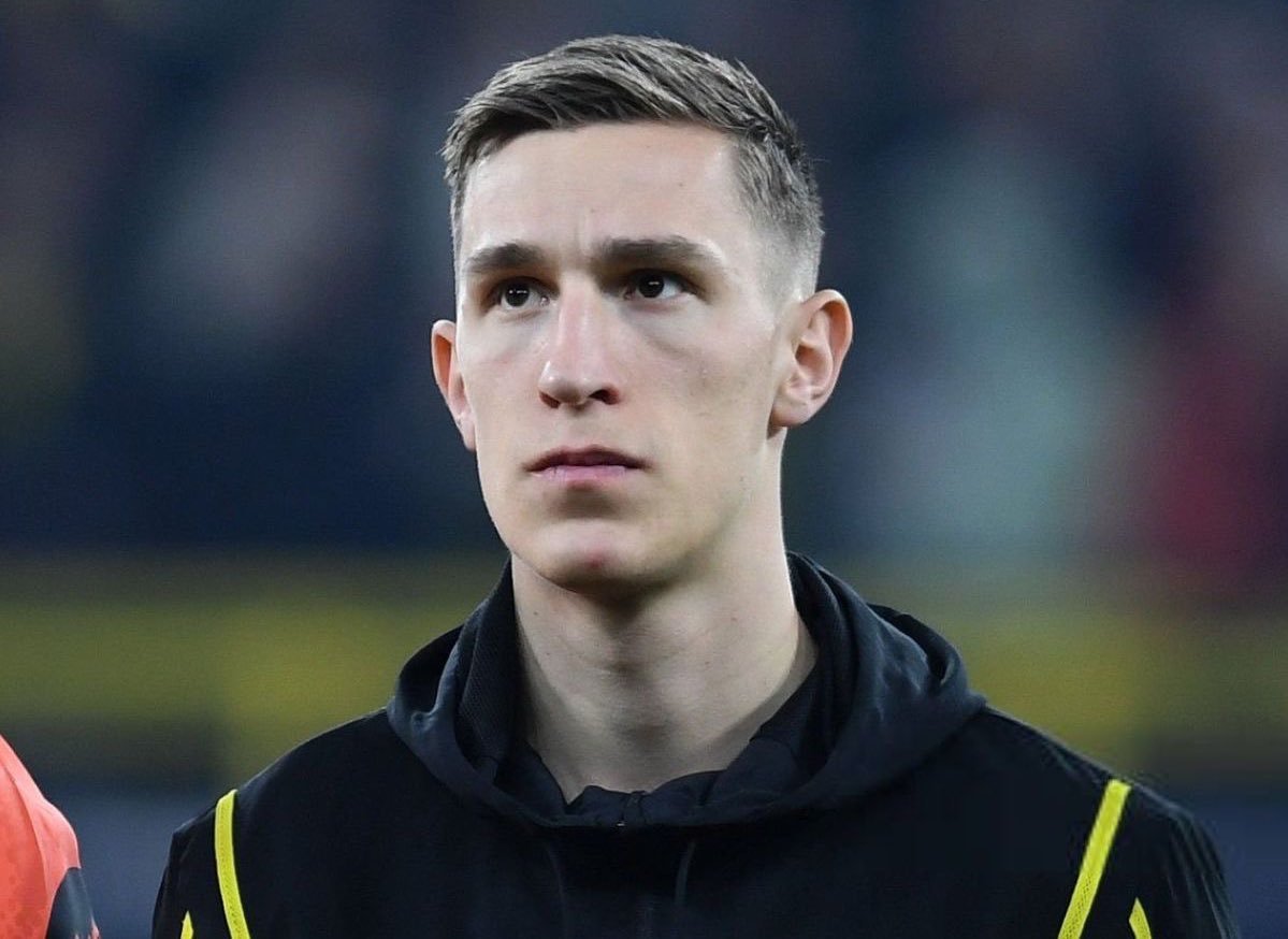 天空体育：巴萨正密切关注尼科·施洛特贝克的动向🚨 ，但目前签下他并非巴萨的首要