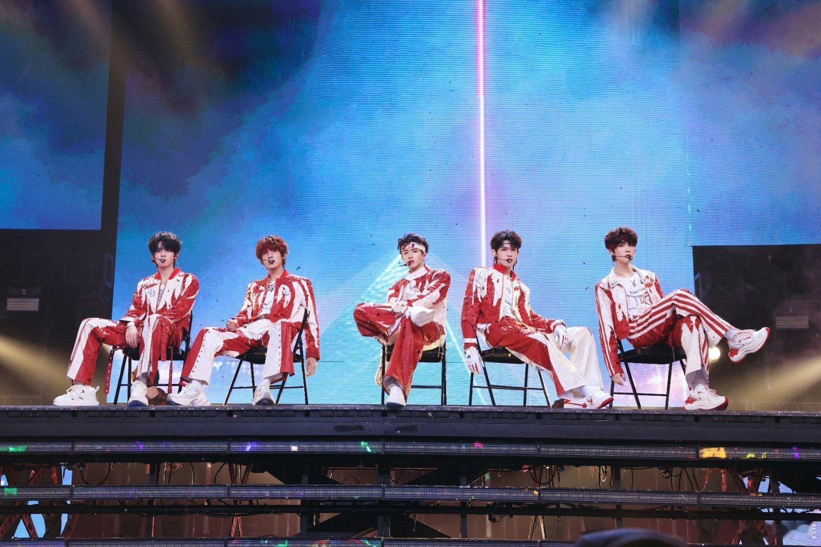 荣耀之战TOP赢了哇塞恭喜 